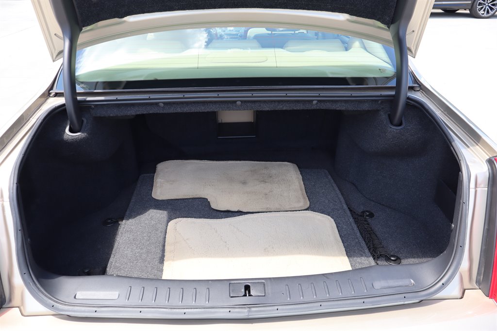 2006 Cadillac DTS - $8,995