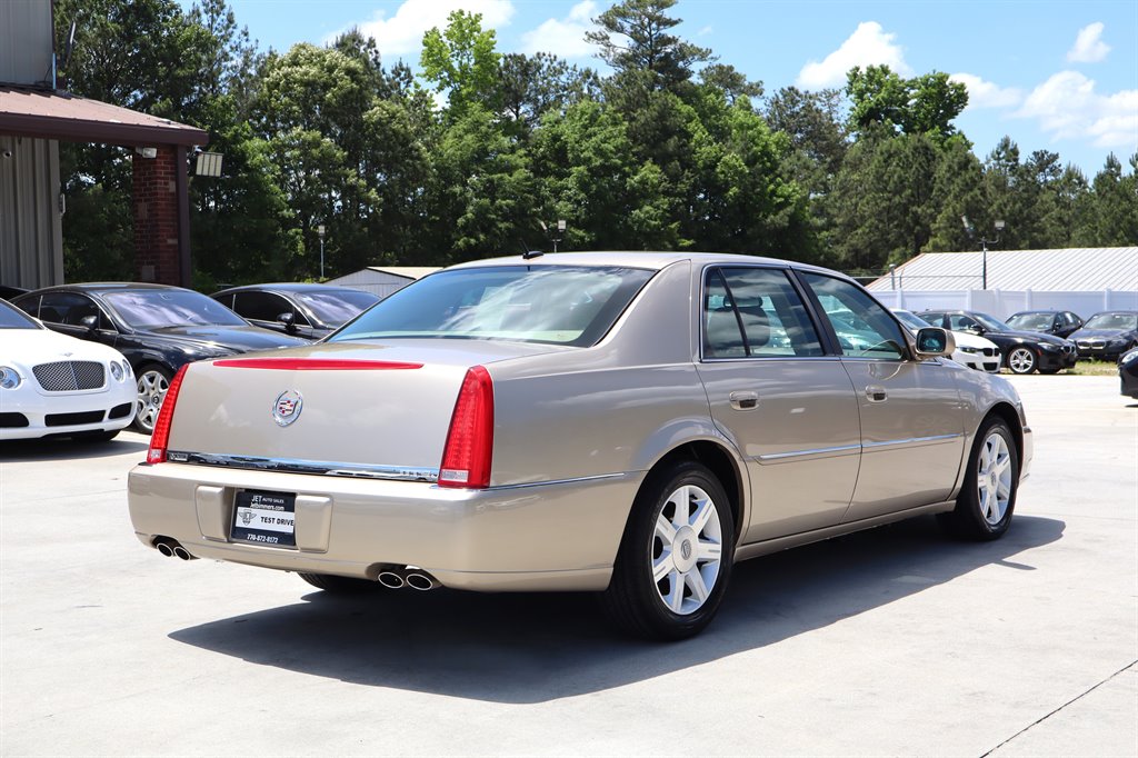 2006 Cadillac DTS - $8,995