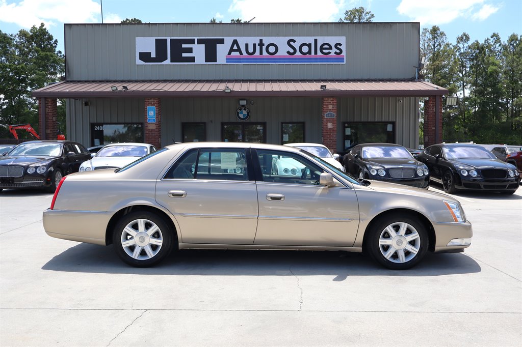 2006 Cadillac DTS - $8,995