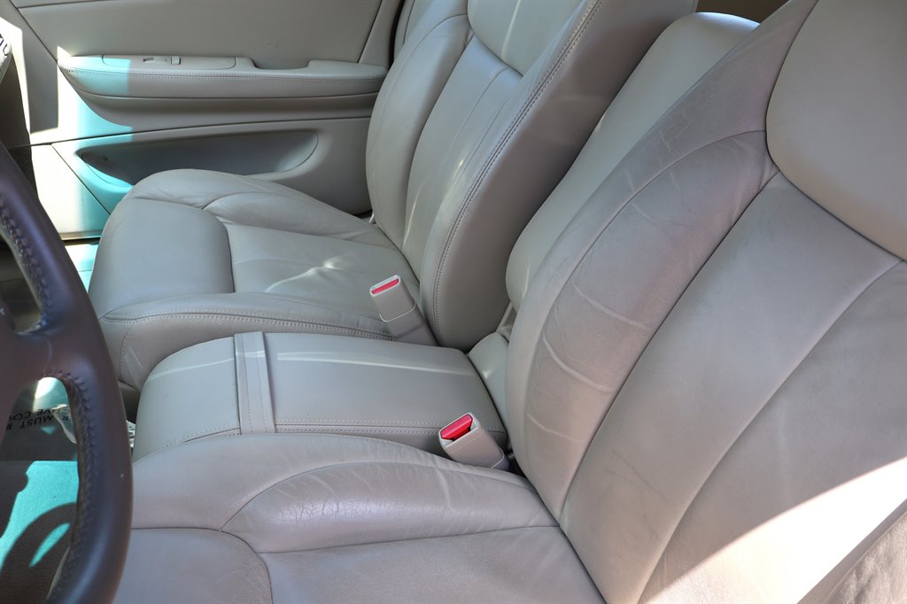 2006 Cadillac DTS - $8,995