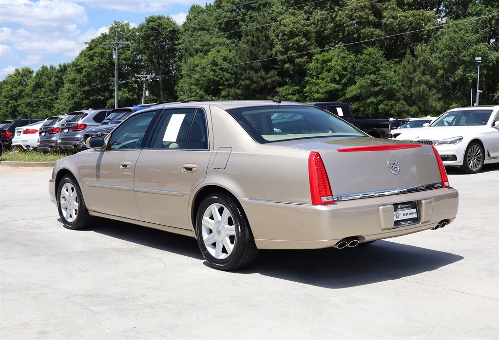 2006 Cadillac DTS - $8,995