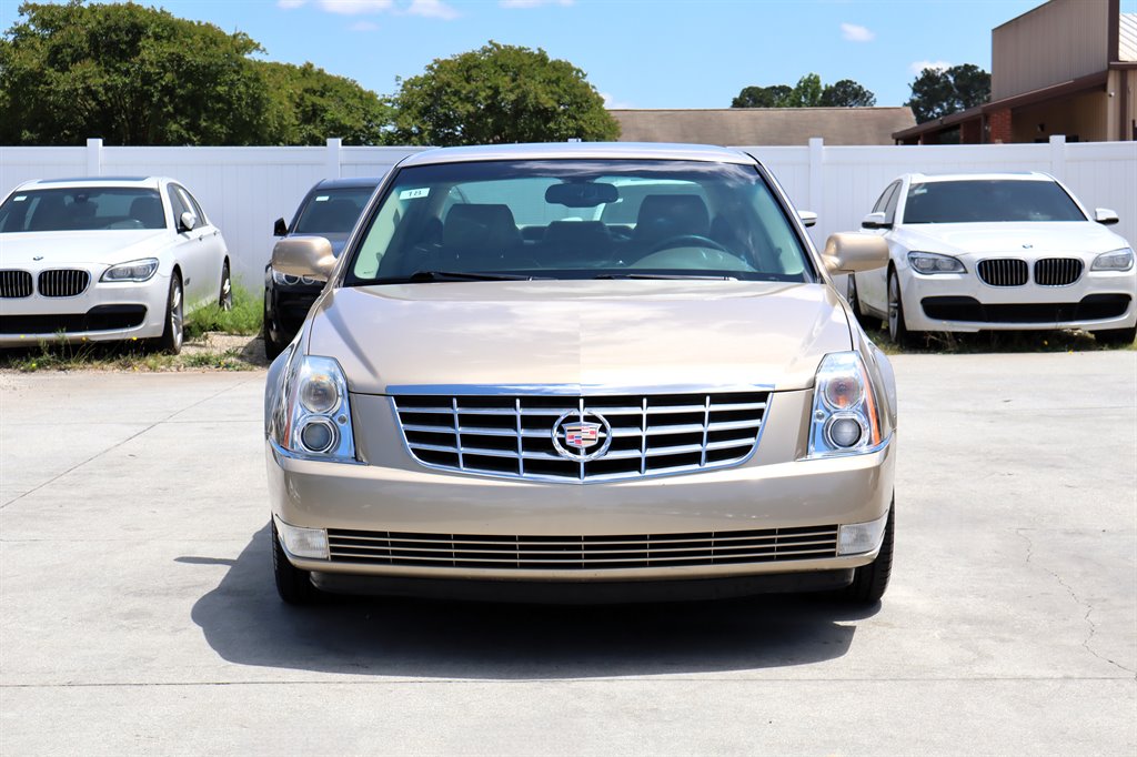 2006 Cadillac DTS - $8,995