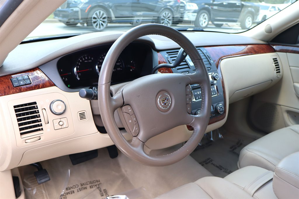 2006 Cadillac DTS - $8,995