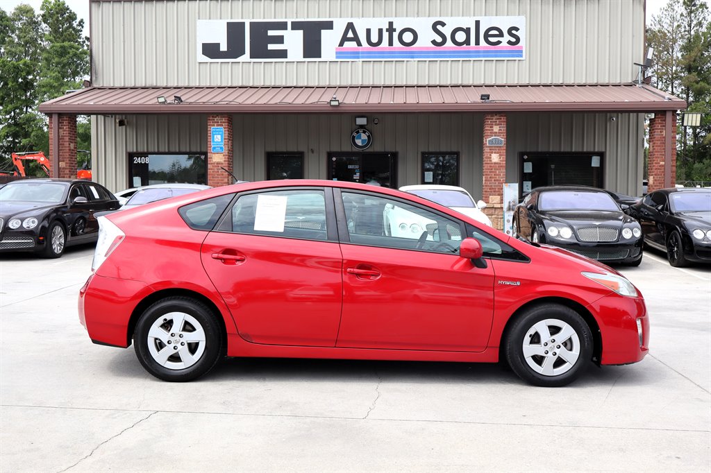 2010 Toyota Prius - $7,995
