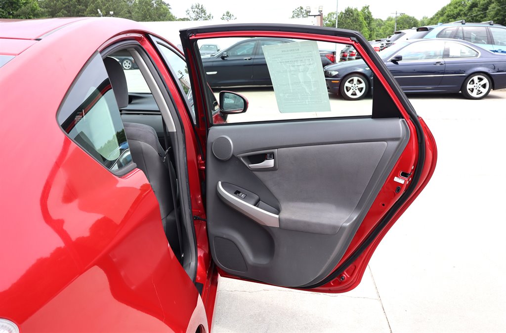 2010 Toyota Prius - $7,995