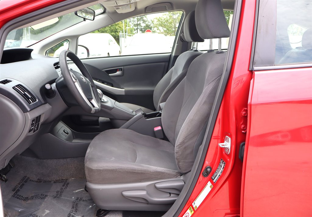 2010 Toyota Prius - $7,995