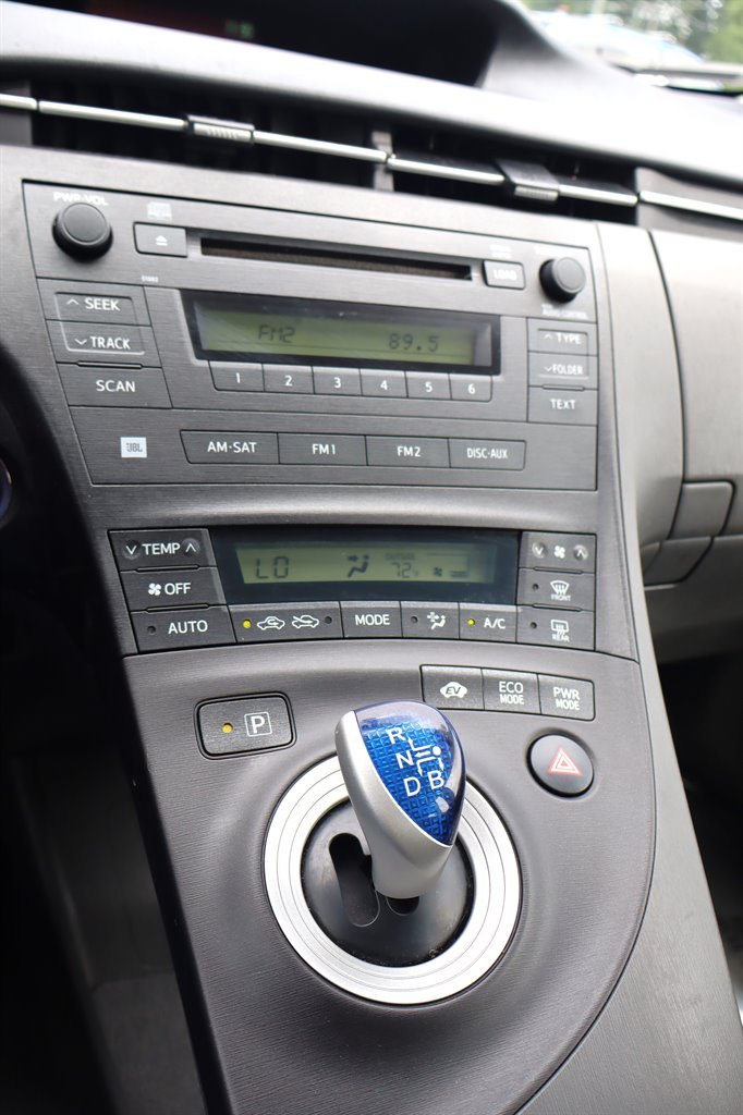 2010 Toyota Prius - $7,995