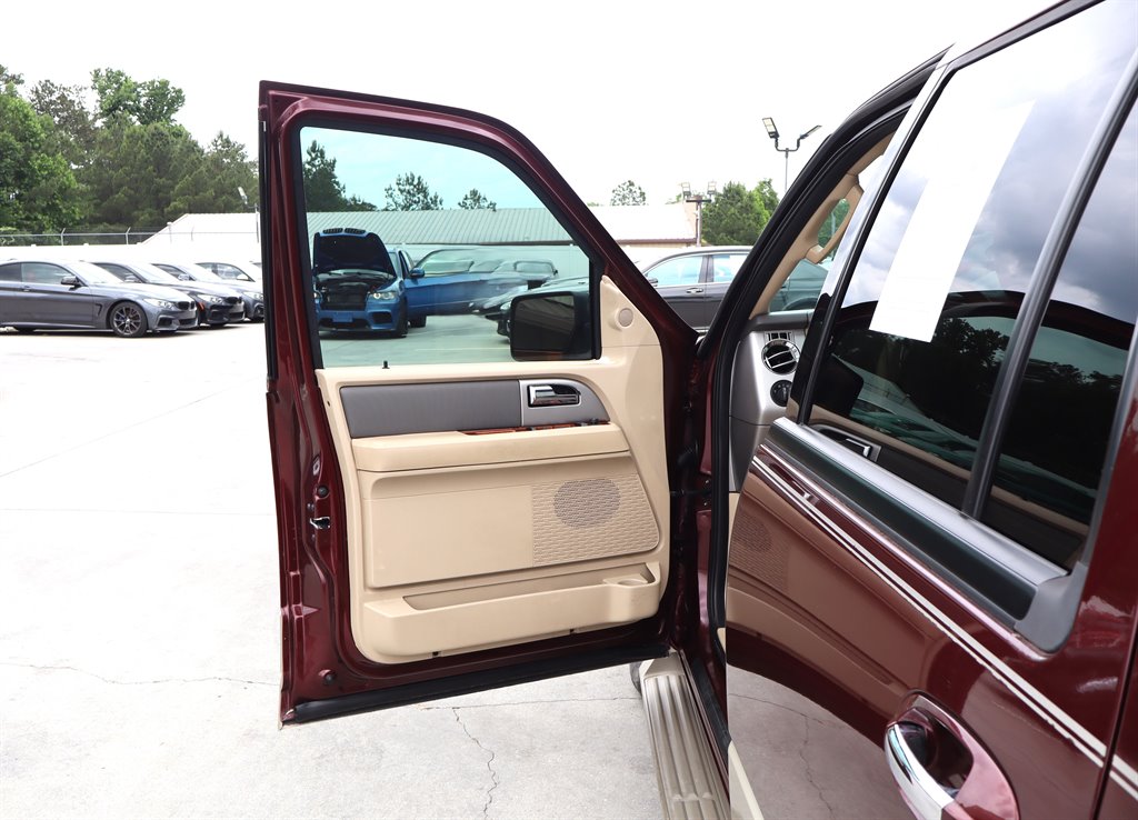 2009 Ford Expedition - $10,995