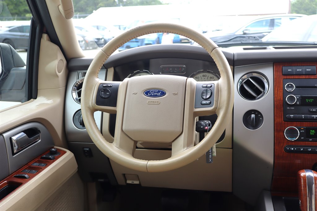 2009 Ford Expedition - $10,995