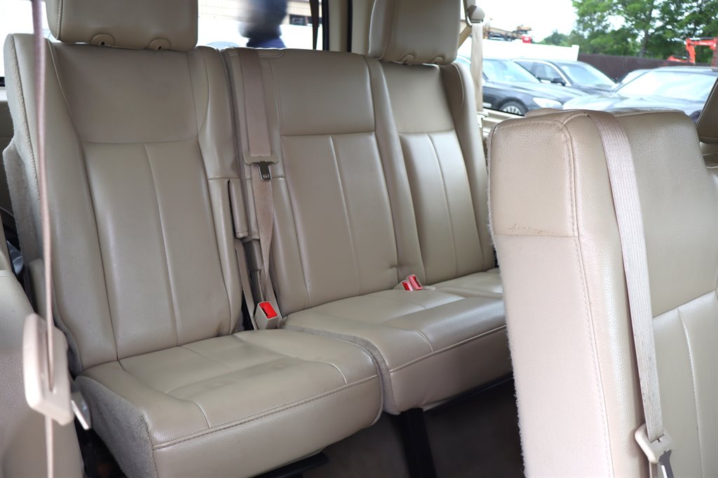 2009 Ford Expedition - $10,995