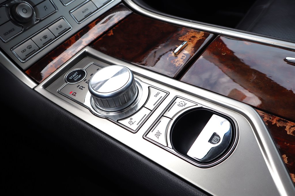 2011 Jaguar XF - $9,995