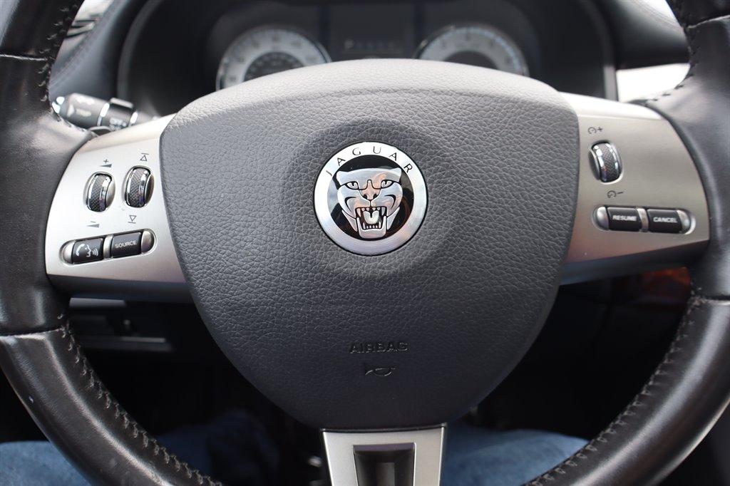 2011 Jaguar XF - $9,995