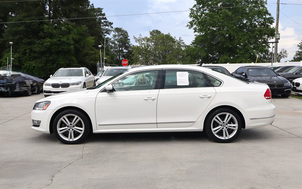 2014 Volkswagen Passat - $9,995