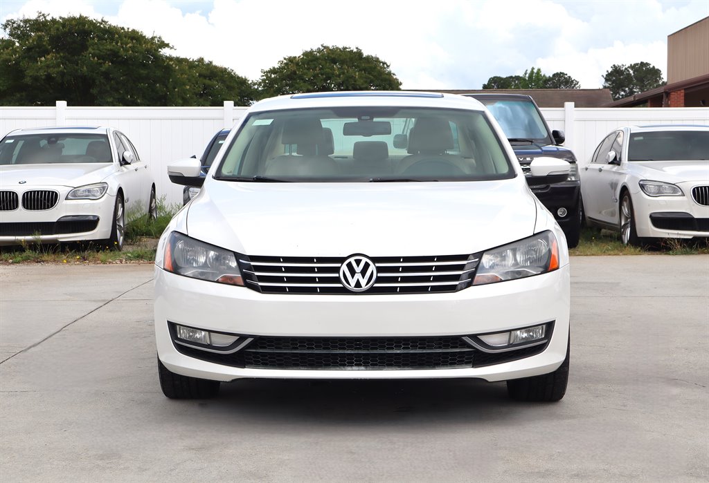 2014 Volkswagen Passat - $9,995