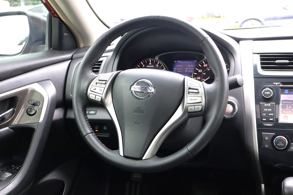 2013 Nissan Altima - $10,995