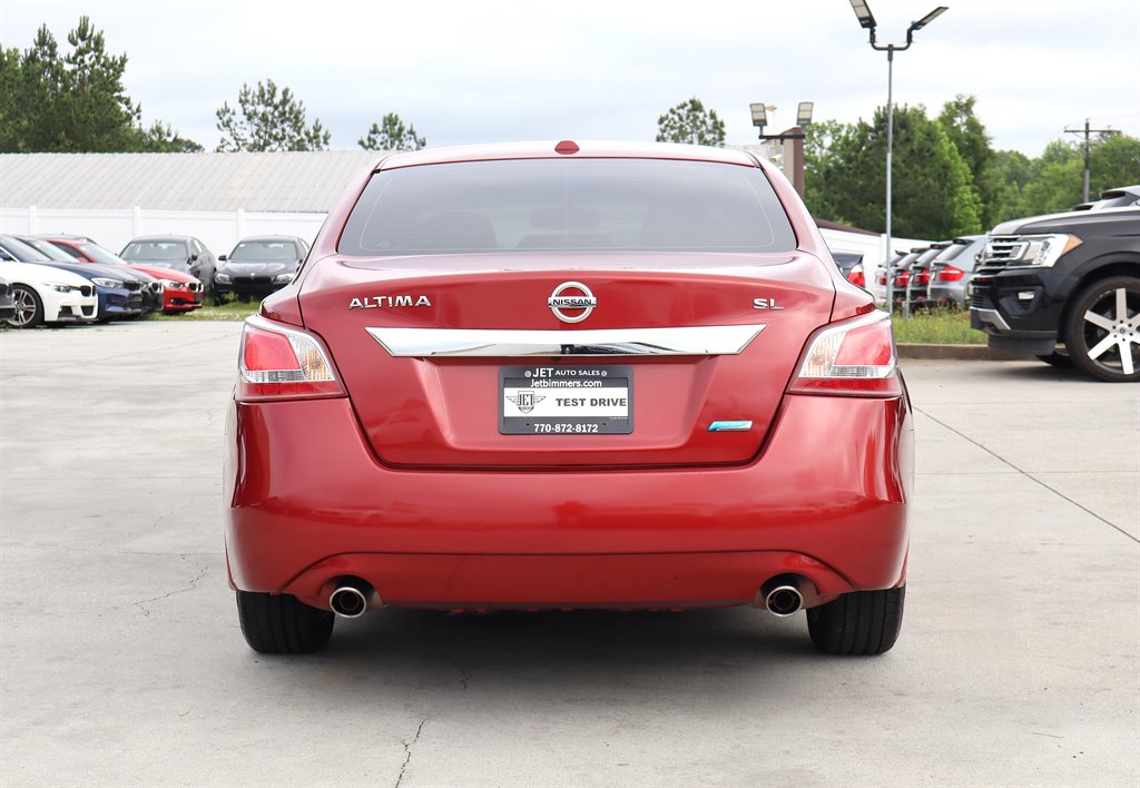 2013 Nissan Altima - $10,995