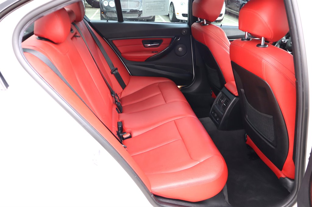 2015 BMW 3 Series - $10,995