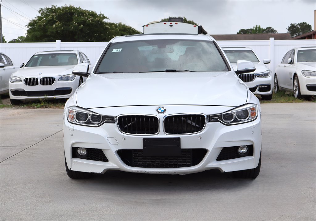 2015 BMW 3 Series - $10,995