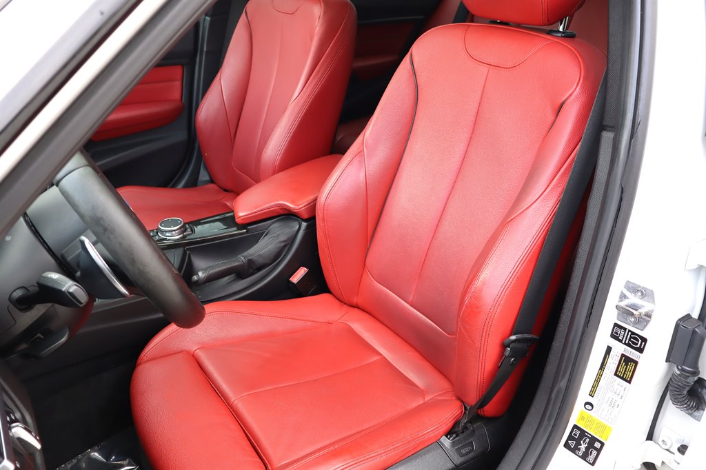 2015 BMW 3 Series - $10,995