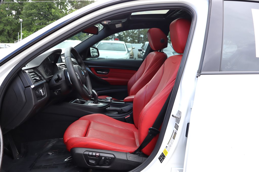 2015 BMW 3 Series - $10,995