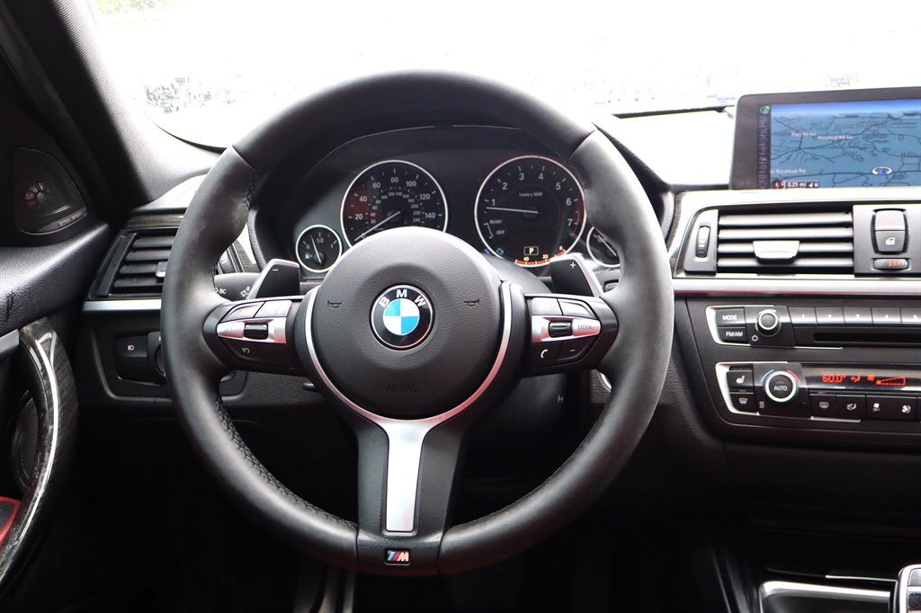2015 BMW 3 Series - $10,995