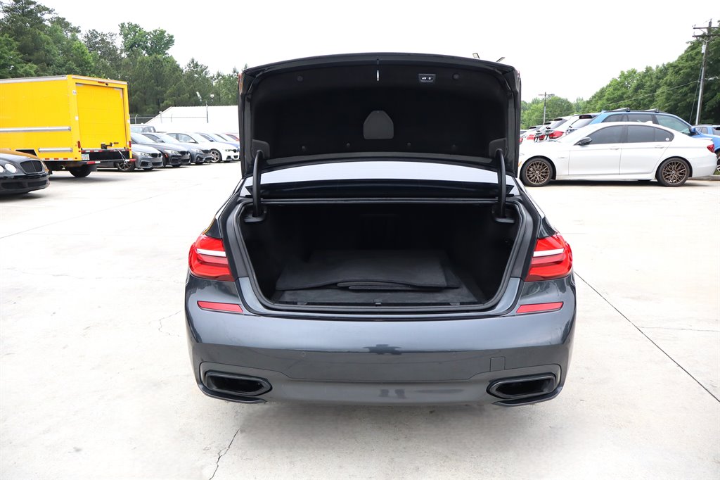 2016 BMW 750i - $18,995