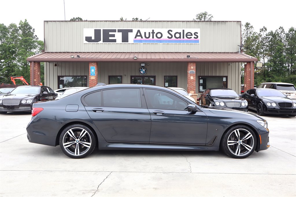 2016 BMW 750i - $18,995