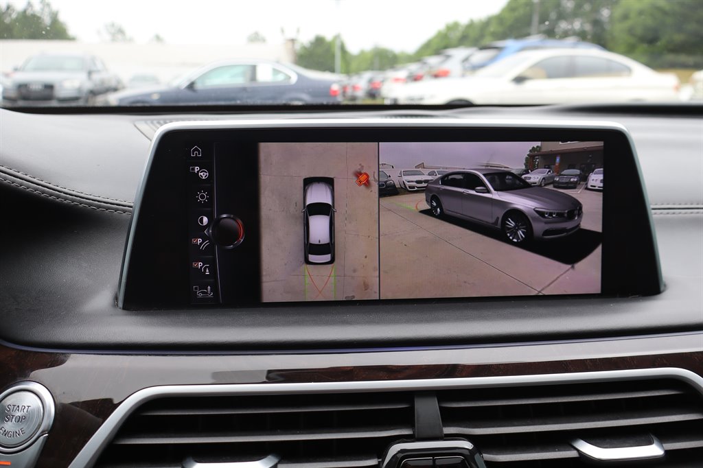 2016 BMW 750i - $18,995