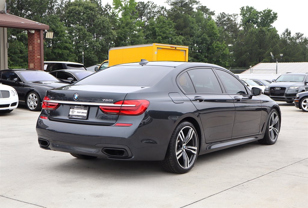 2016 BMW 750i - $18,995