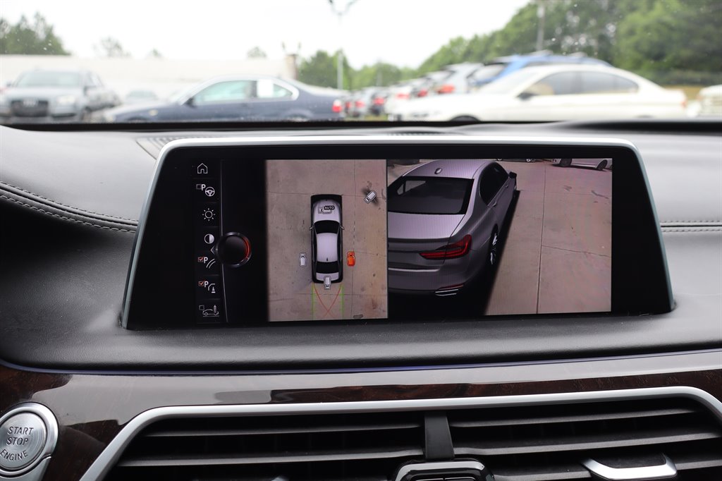 2016 BMW 750i - $18,995