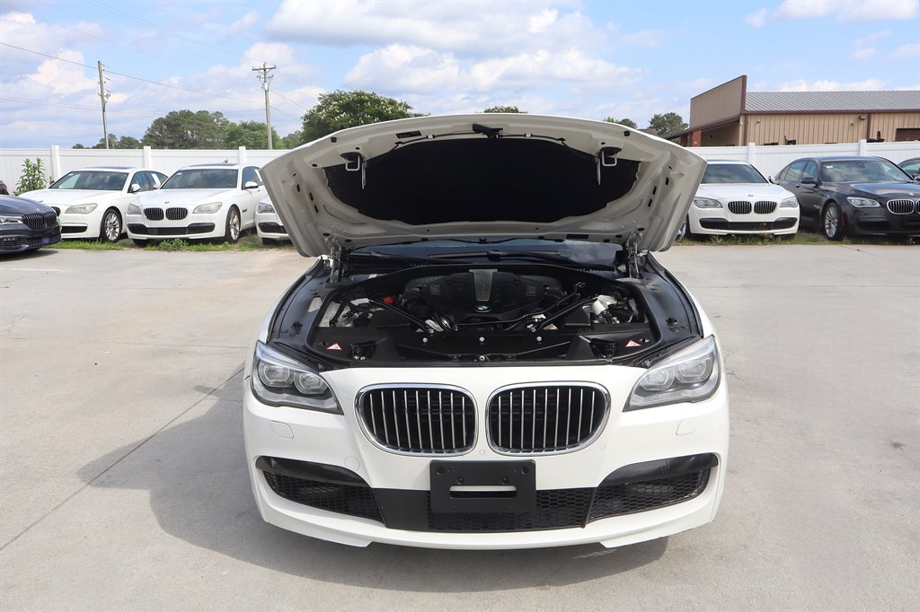 2015 BMW 7 Series - $12,995