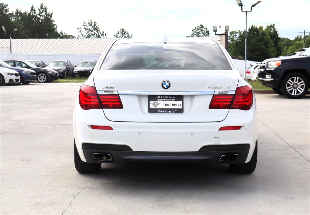 2015 BMW 7 Series - $12,995
