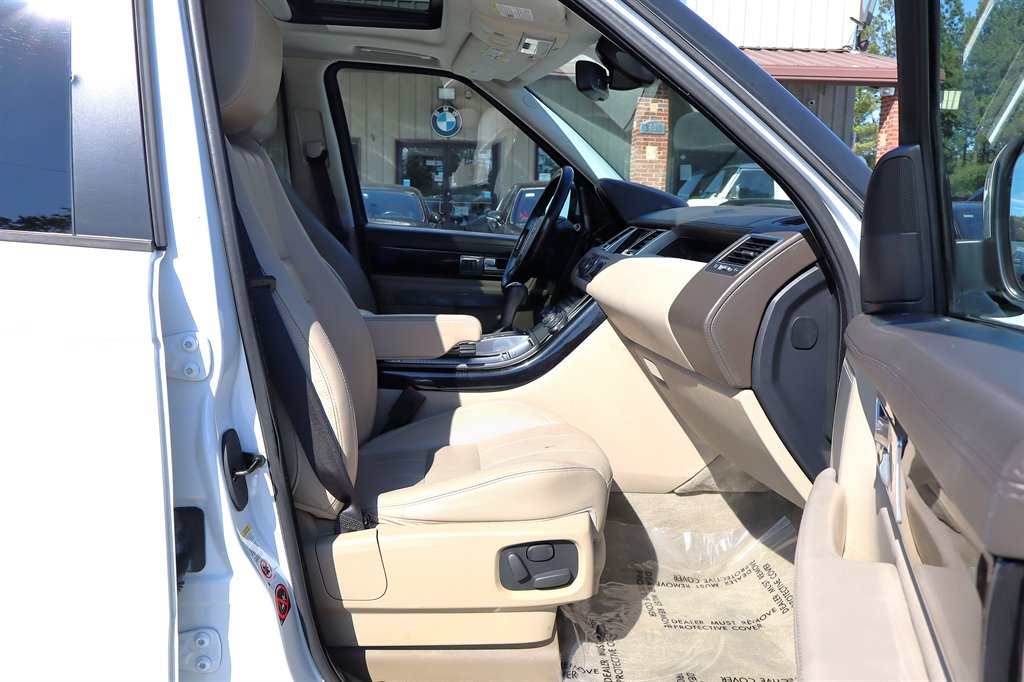 2013 Land Rover Range Rover Sport - $8,995