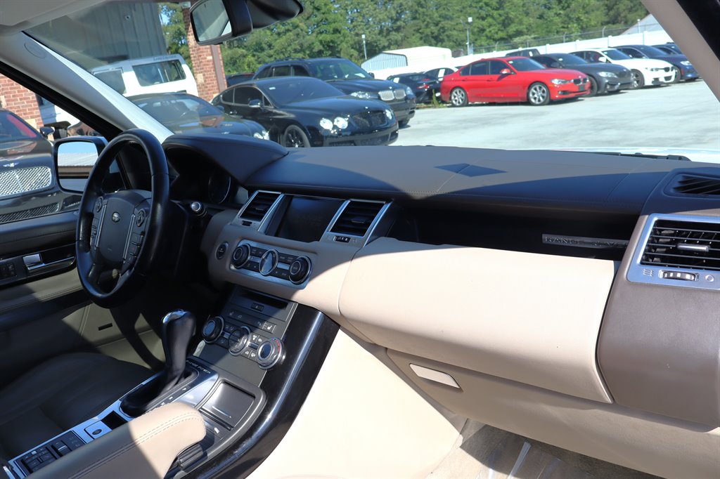 2013 Land Rover Range Rover Sport - $8,995