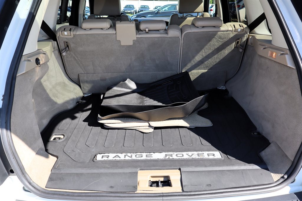 2013 Land Rover Range Rover Sport - $8,995