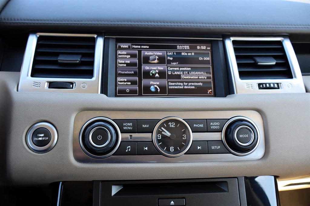 2013 Land Rover Range Rover Sport - $8,995
