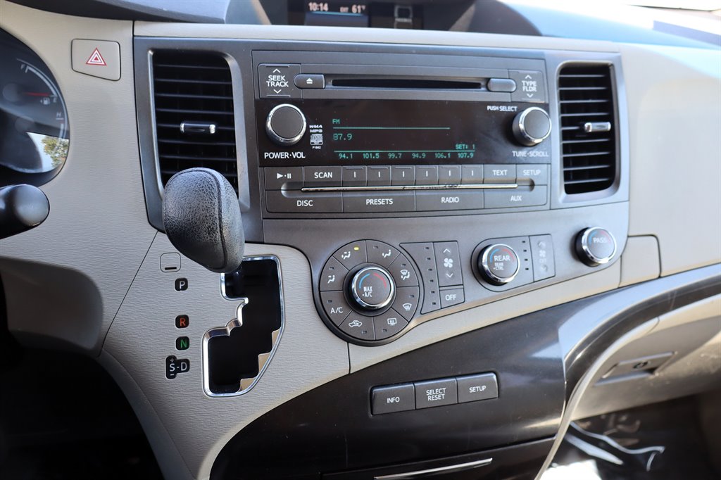 2011 Toyota Sienna - $8,995