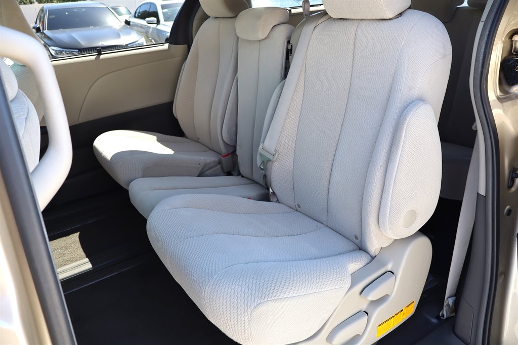 2011 Toyota Sienna - $8,995