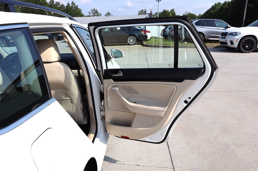 2012 Volkswagen Jetta - $8,995