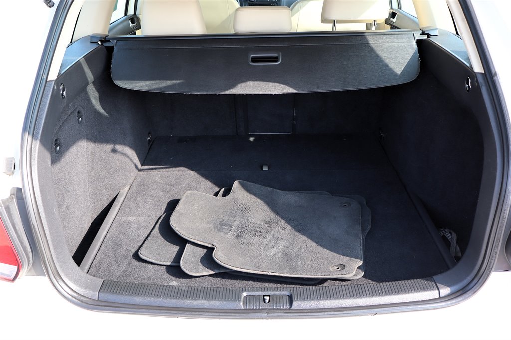 2012 Volkswagen Jetta - $8,995