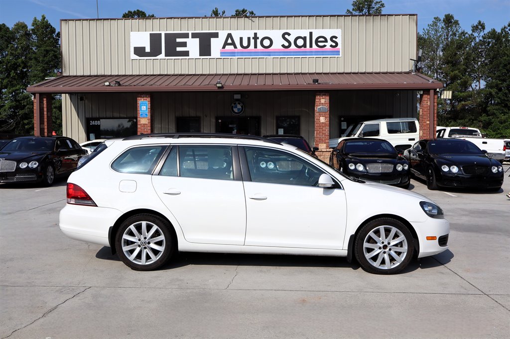 2012 Volkswagen Jetta - $8,995