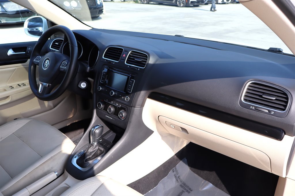 2012 Volkswagen Jetta - $8,995