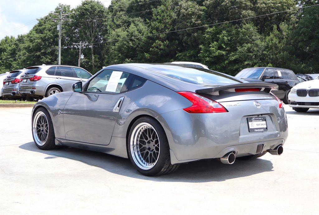 2011 Nissan 370Z - $20,995