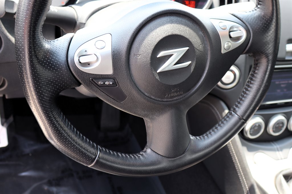 2011 Nissan 370Z - $20,995