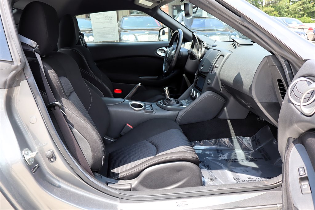2011 Nissan 370Z - $20,995