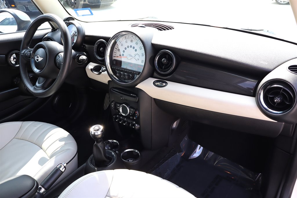 2012 MINI Cooper - $8,995