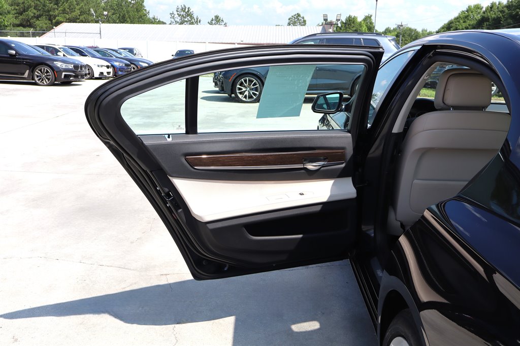 2012 BMW 7 Series - $10,995