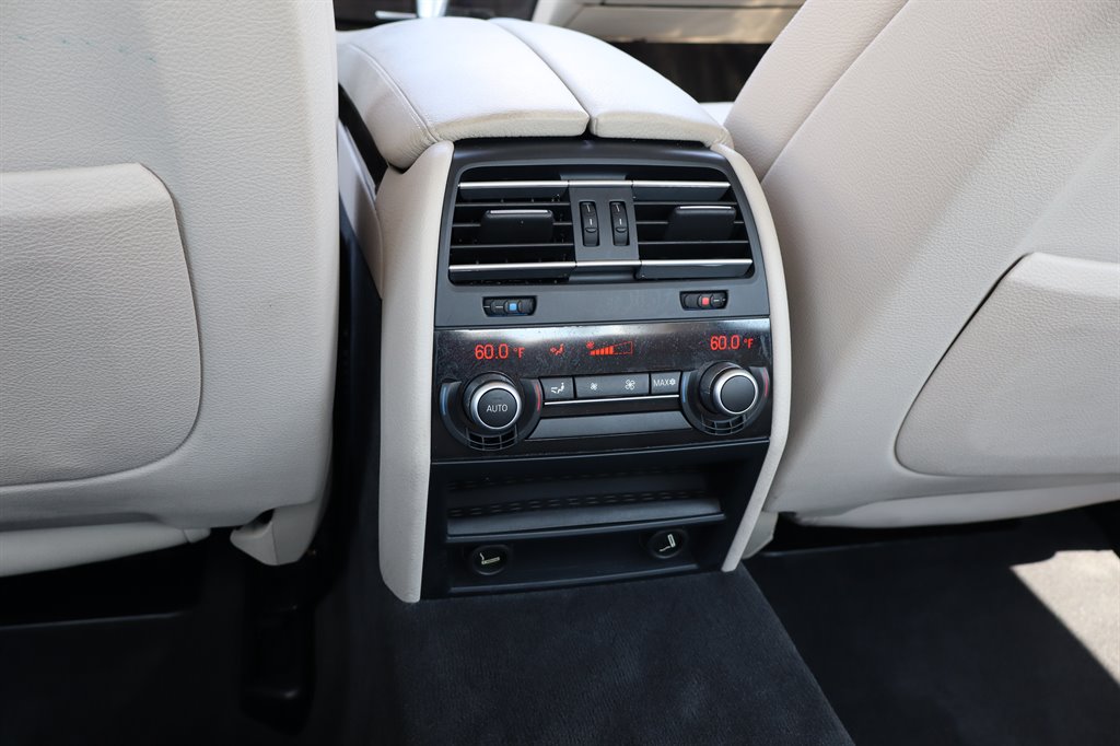 2012 BMW 7 Series - $10,995