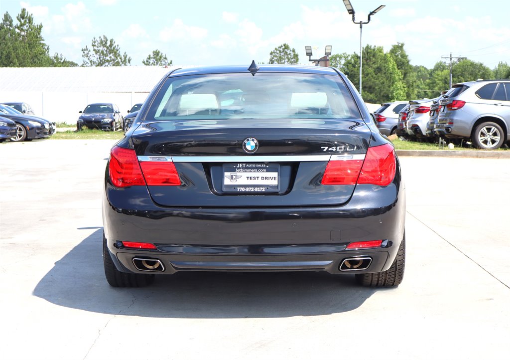 2012 BMW 7 Series - $10,995