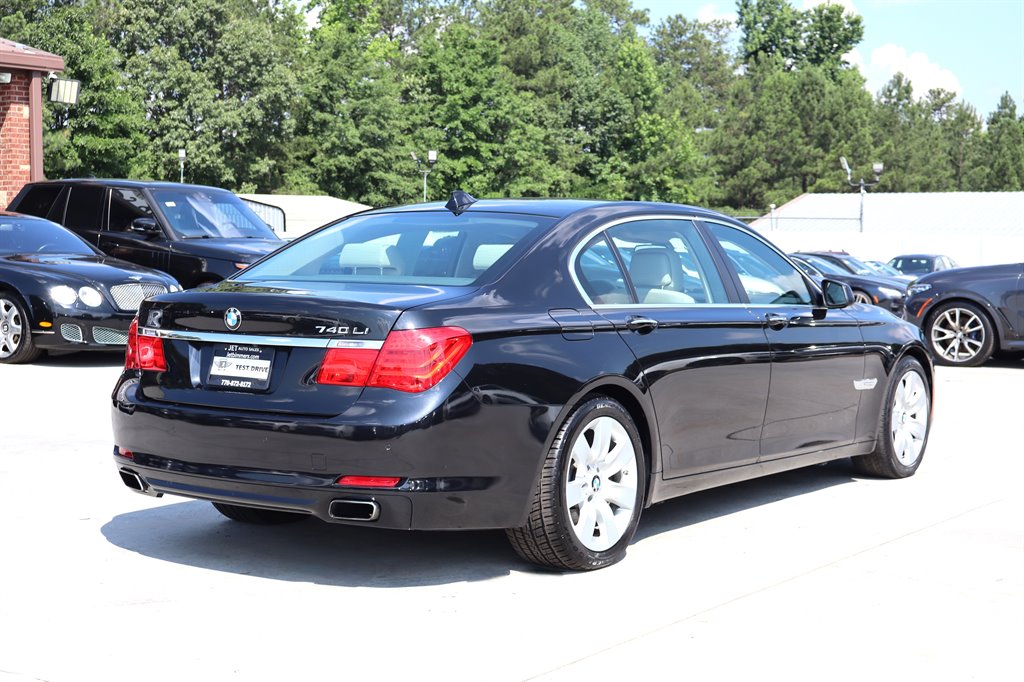 2012 BMW 7 Series - $10,995